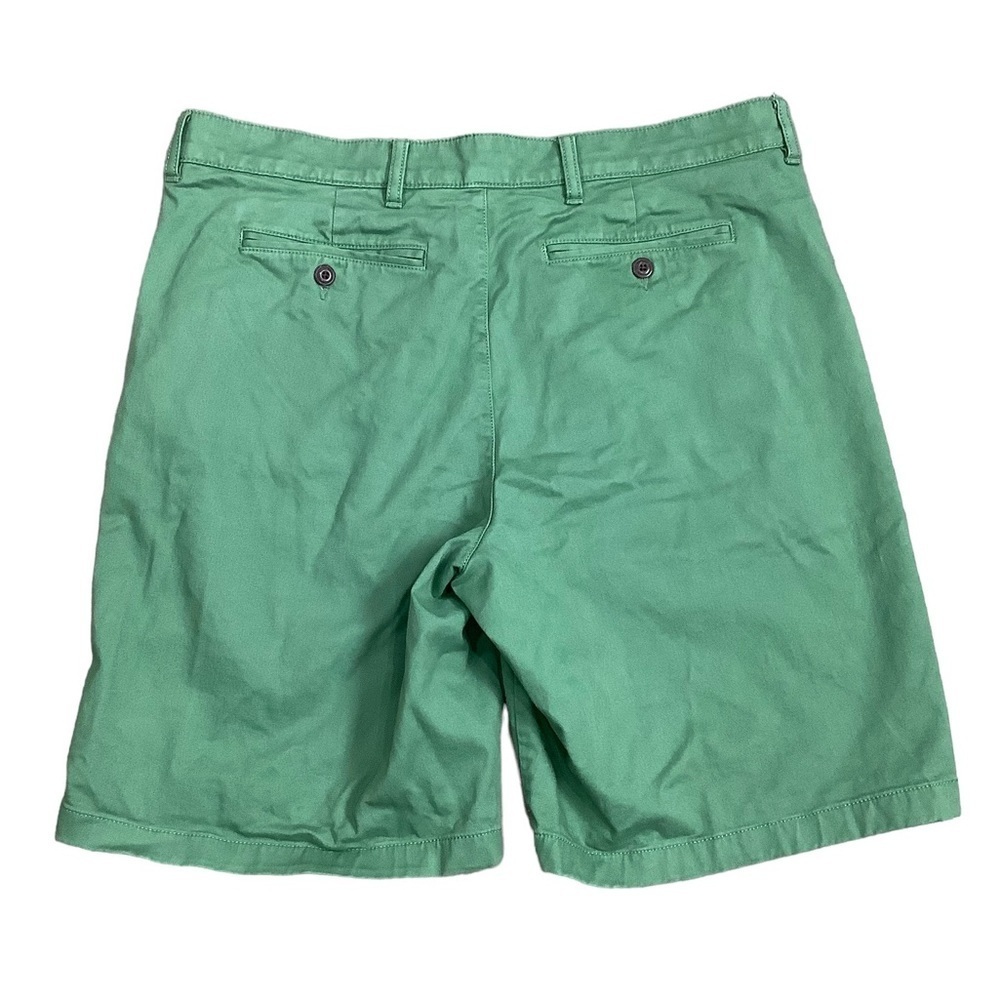 Men's L.L. Bean 35 Golf Shorts Khaki Green Stretch Khakis Chino Standard Fit EUC - Picture 4 of 9